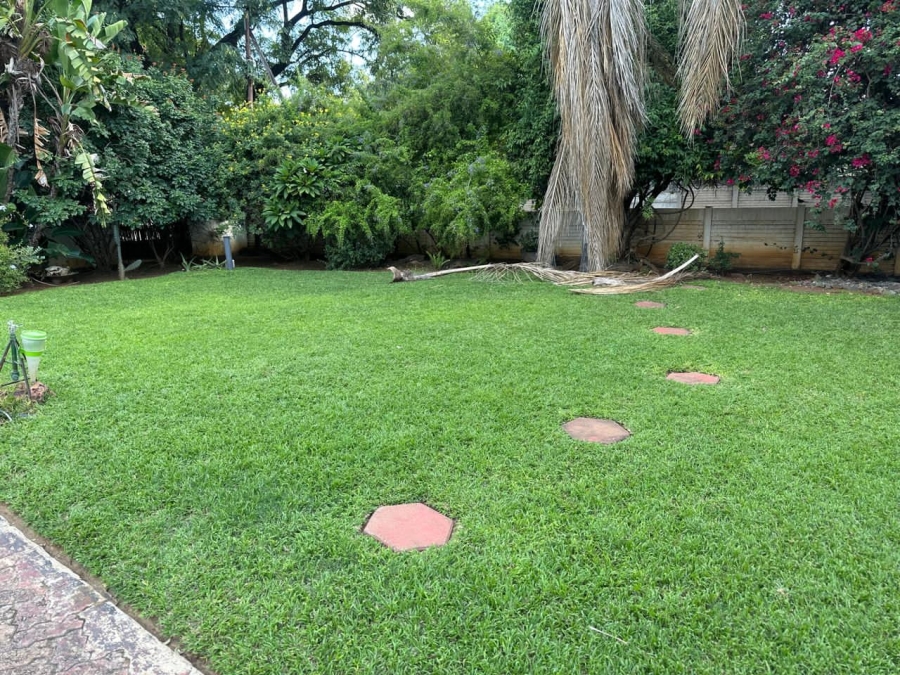 4 Bedroom Property for Sale in Oos Einde North West